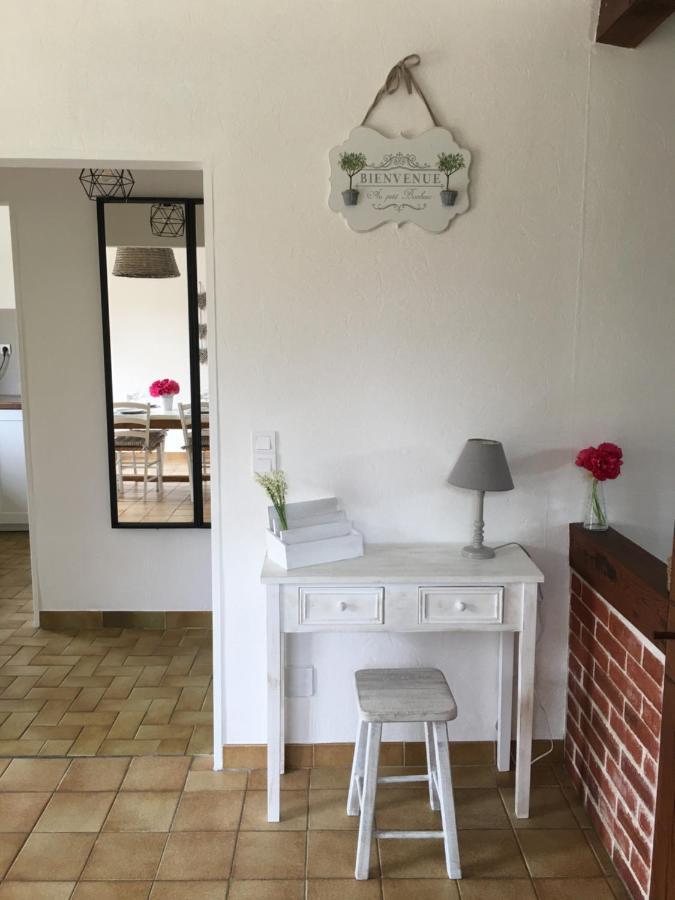 Le Cottage De Mae Seigy Exterior photo