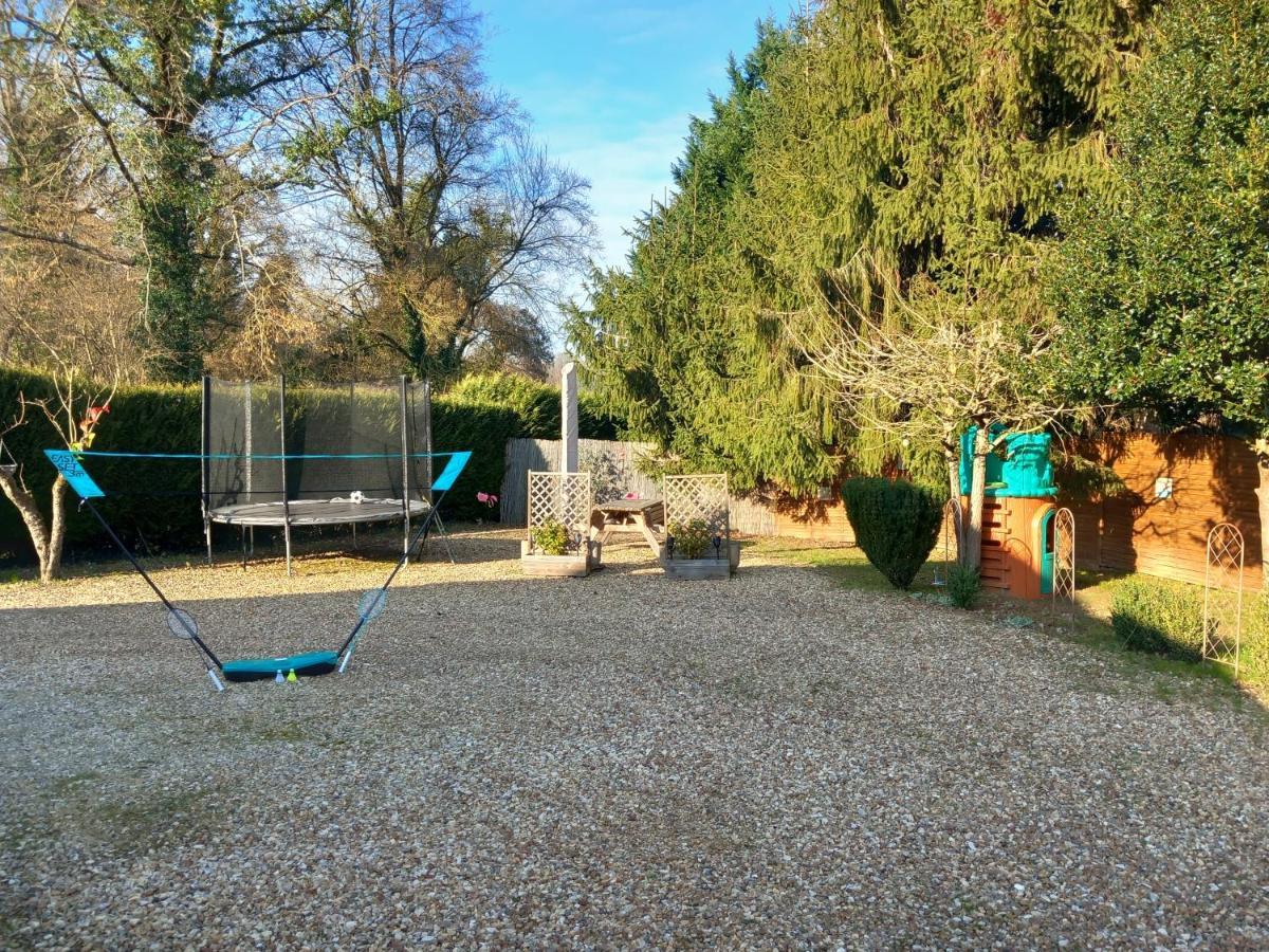 Le Cottage De Mae Seigy Exterior photo